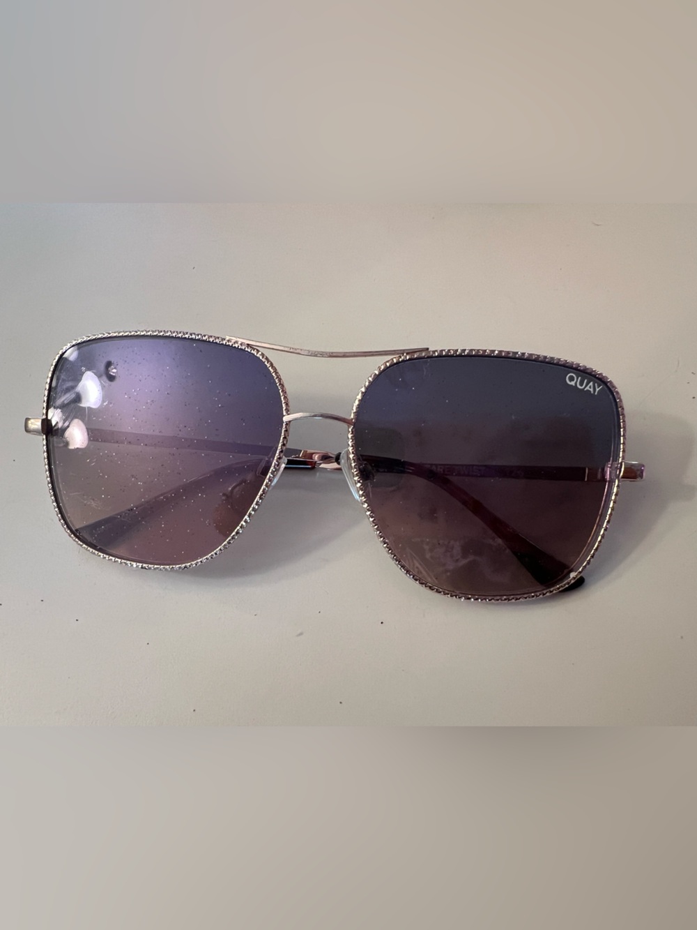 Quay Australia Stop and Stare twist Gold Frame Navy/peach lense Sunglasses